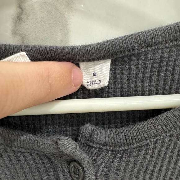 GAP Charcoal Long-Sleeve Waffle Knit Girls Dress - Picture 3 of 5